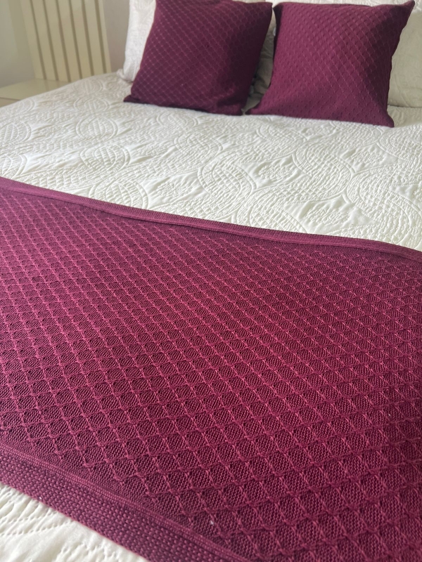 Kit Peseira Decorativa para cama King Size Losango - Vinho
