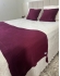 Kit Peseira Decorativa para cama Casal Pompom - Vinho
