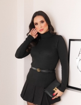 Blusa Básica Gola Alta - Preta